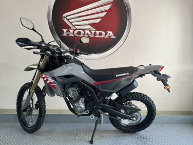 crf300-grau-1.jpeg