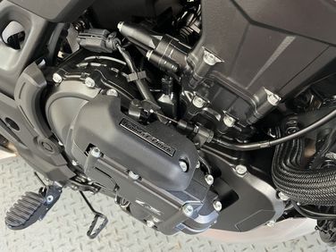 xl750c-weiß-4.jpeg