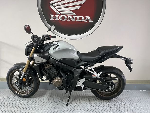 CB650R-grau-1.jpg