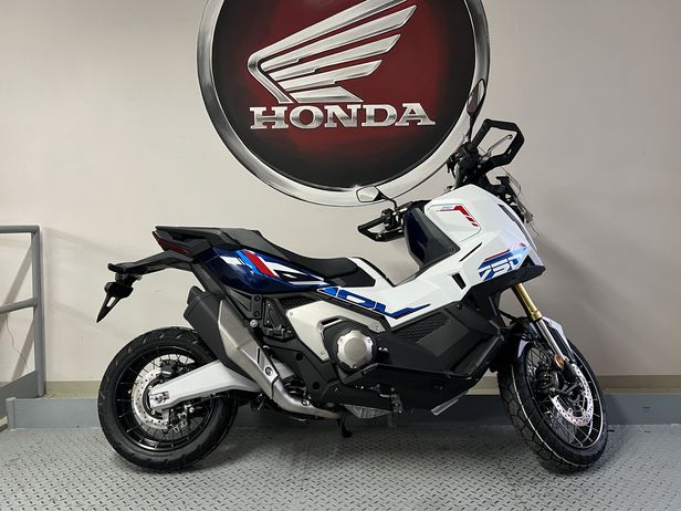 adv750-tric-1.jpeg