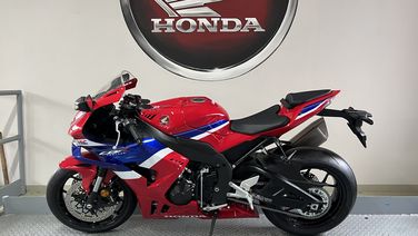 cbr1000rr-rot-2.jpeg