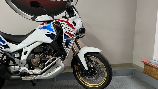 CRF1100D4-9.jpeg