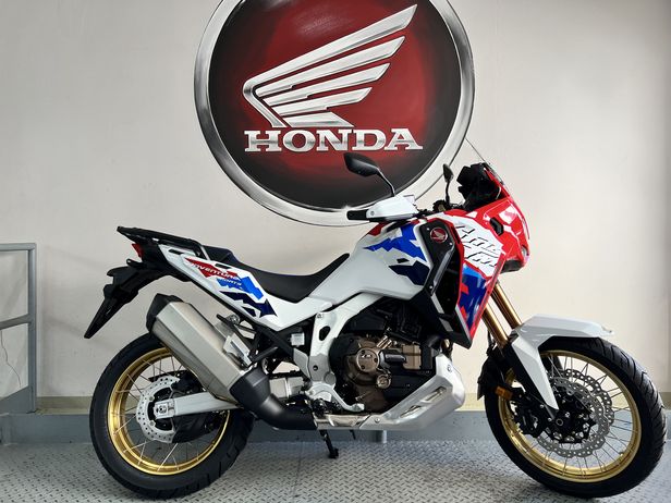 crf1100d4-weiß-1.jpeg