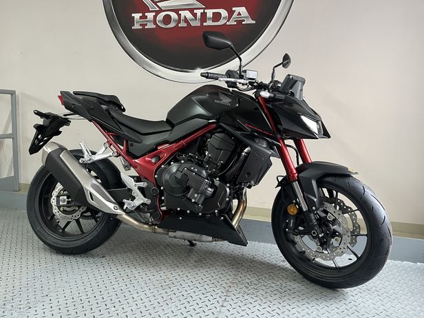 cb750rac-schw-2.jpeg