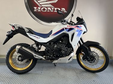 xl750c-weiß-1.jpeg